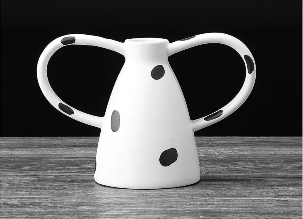 Retouching boho vase